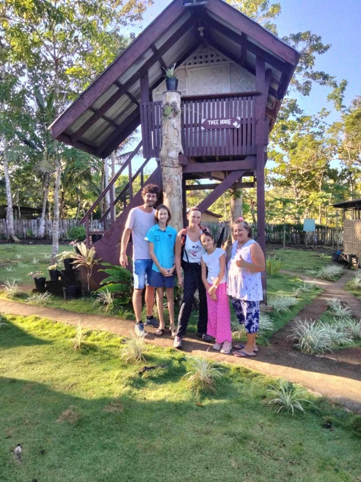 Roca'S Homestay Backpackers Chalet Batuan Zewnętrze zdjęcie